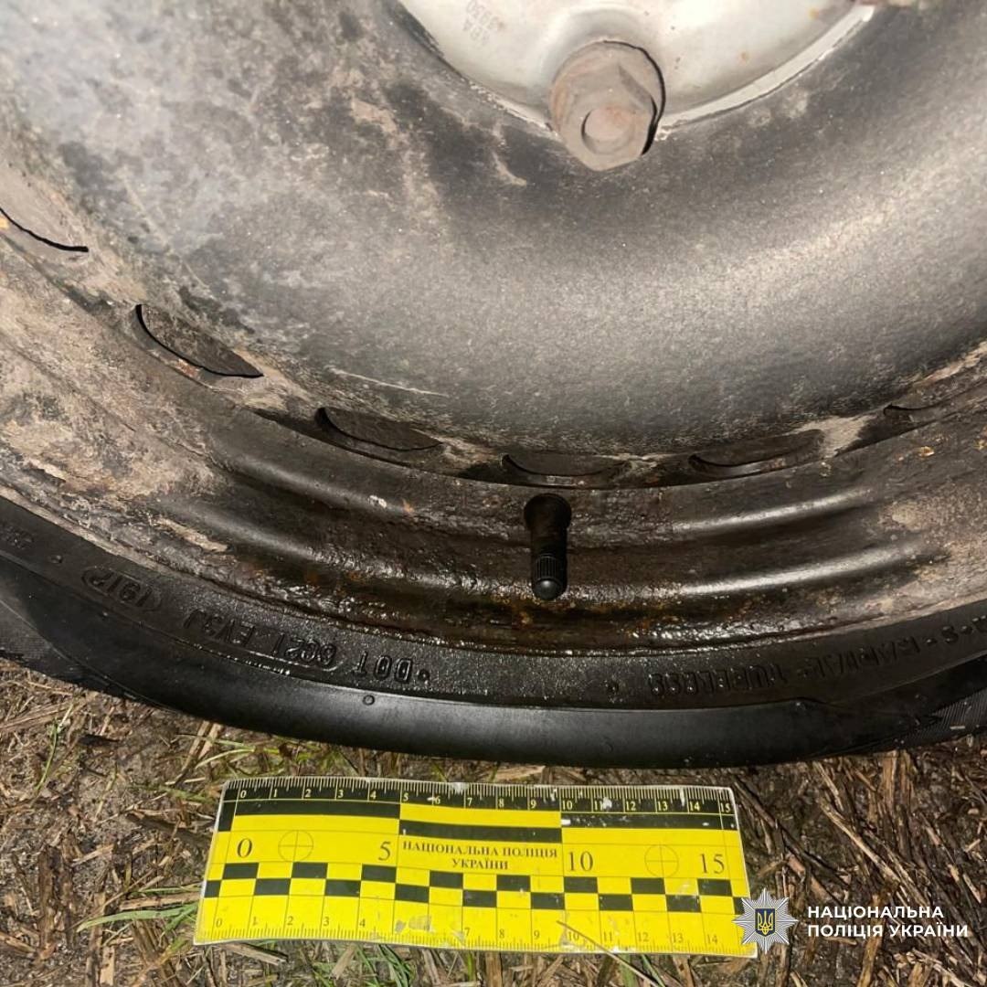 Чоловік у Харківській області хотів підпалити авто військовослужбовців